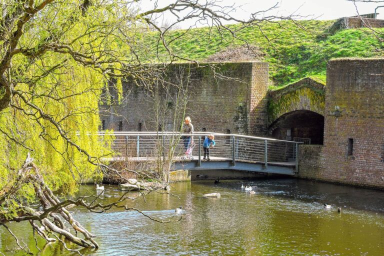 Eine Brücke die zur Nordbastion führt.